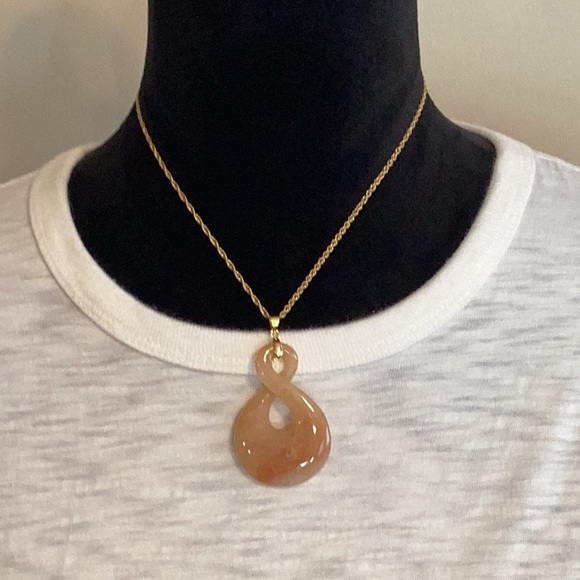 Adventurine Pendant Necklace - Picture 1 of 4
